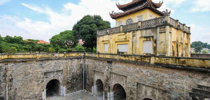 Doan Mon is one of the main entrances to the Forbidden City of Imperial Citadel of Thang Long Doan Mon is one of the main entrances to the Forbidden City of Imperial Citadel of Thang Long