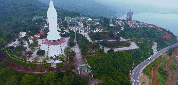 Linh Ung – Bai But Pagoda is an attractive tourist destination and the biggest pagoda in the charming coastal city of Da Nang.