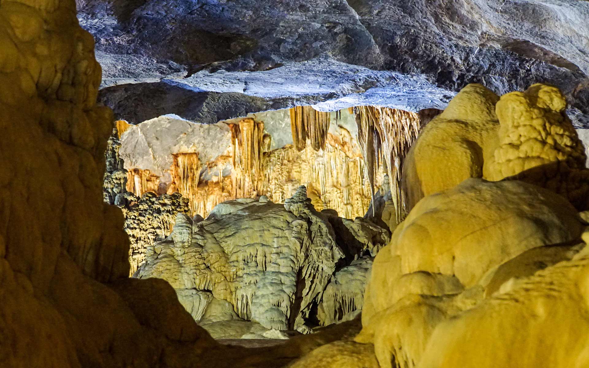 Paradise cave in Phong Nha - Ke Bang, Quang Binh