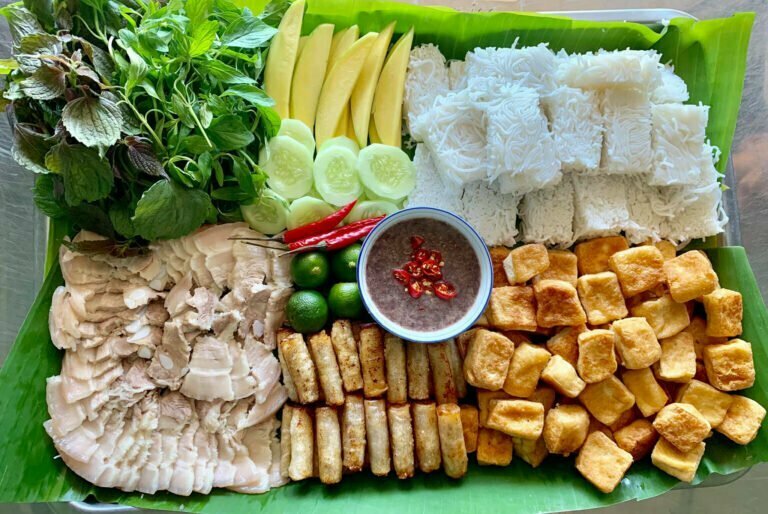Bun Dau Mam Tom - Rice Vermicelli With Fried Tofu And Shrimp