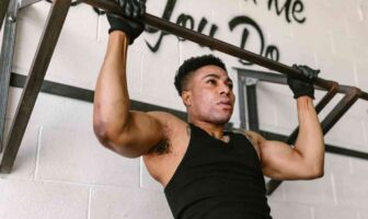 The Best Exercises to Superset with Bench Press