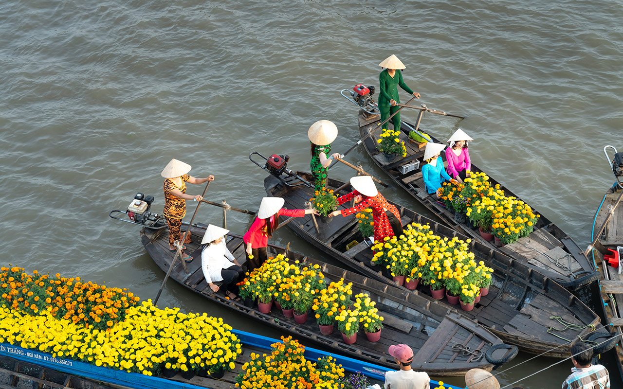 Floating market is the highlight of Mekong Delta
