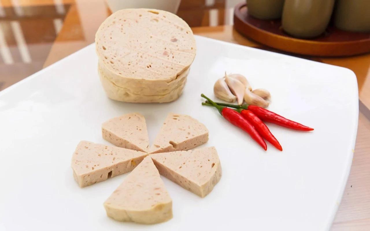 Giò - Essential Vietnamese New Year's Food Giò - Essential Vietnamese New Year's Food